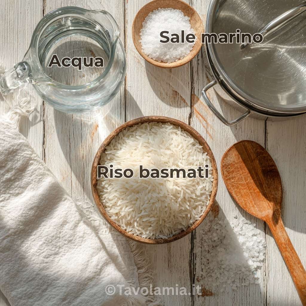 Riso basmati cottura: guida pratica e tecniche perfette 3 Ingredienti per riso basmati cottura: riso basmati crudo, acqua, sale marino e pentola su tavolo rustico