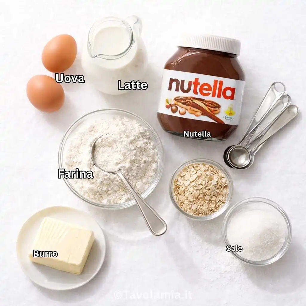 Ingredienti per crepes alla Nutella disposti su sfondo chiaro