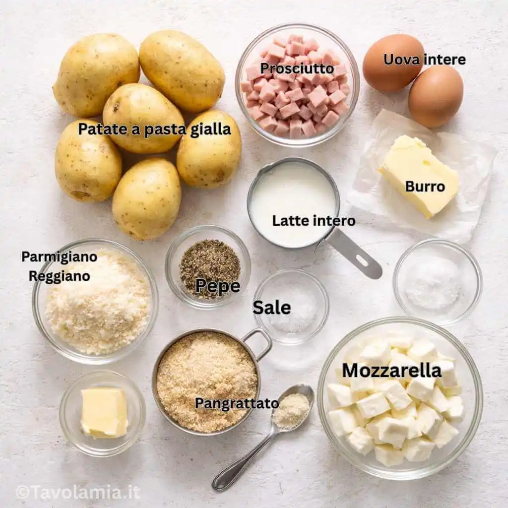Gateau di patate 2 Ingredienti principali del gateau di patate: patate, uova, mozzarella, prosciutto cotto, latte, burro, parmigiano, pangrattato, sale e pepe